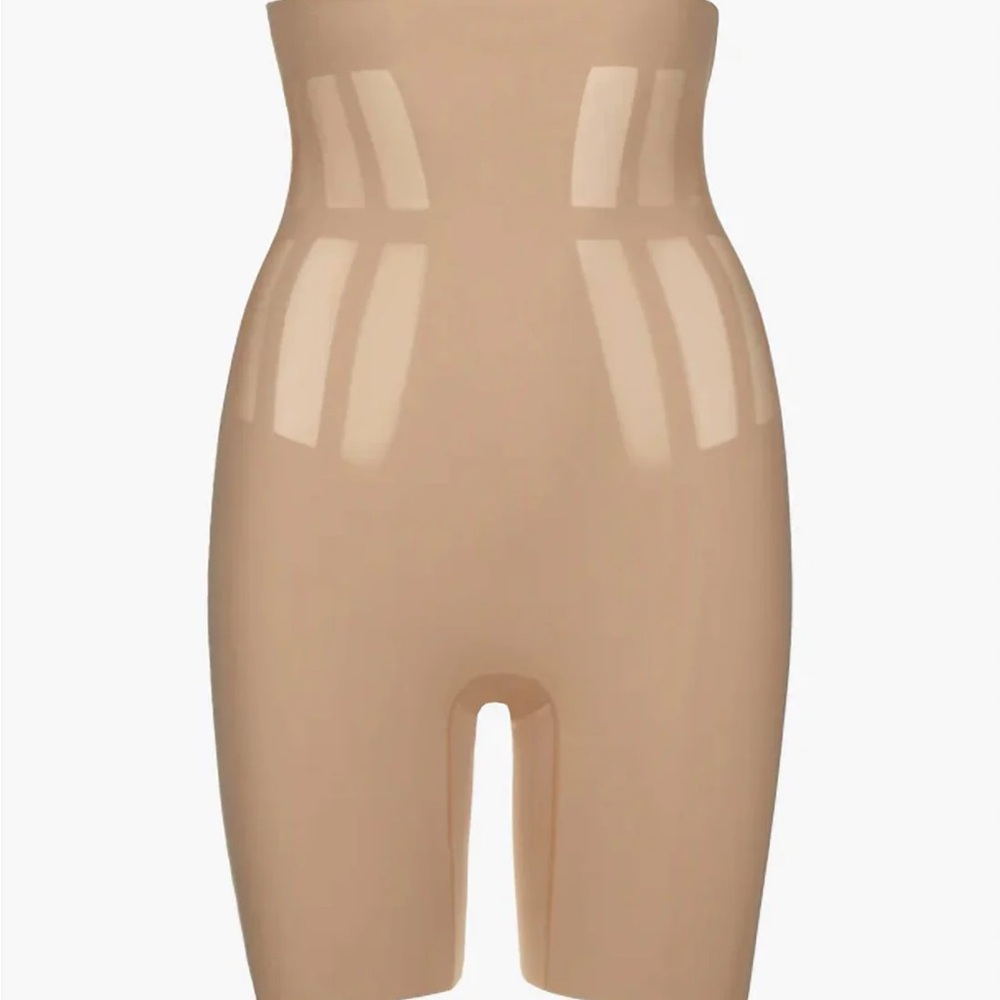 Commando Tan Seamless Shapewear Bodysuit